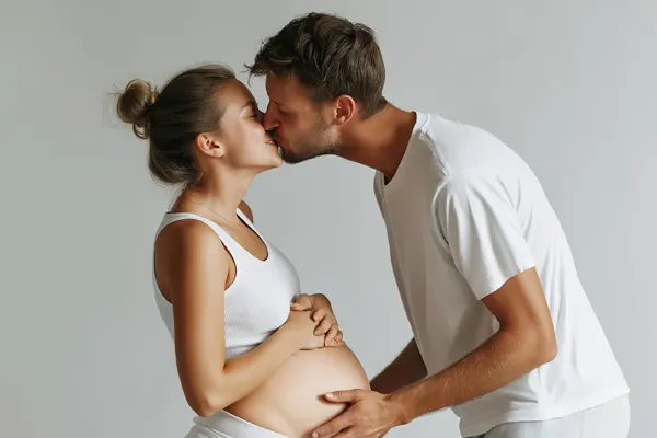 妊婦と夫