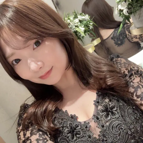 富岡ありさ